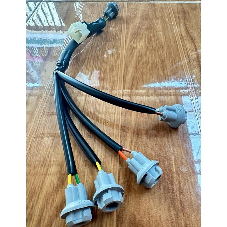 Terbaru Pitting Cop Soket Lampu Belakang Vario 125/150 Old Kode Kzr Lampu Rem Stop Sen Senja Komplit