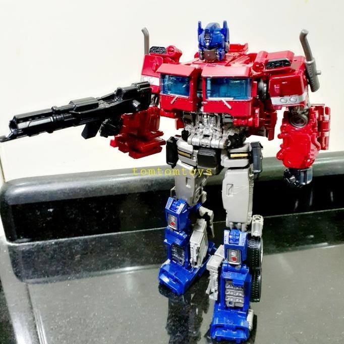TRANSFORMERS OPTIMUS PRIME Mainan Mobil Robot Diecast Aoyi Deformation