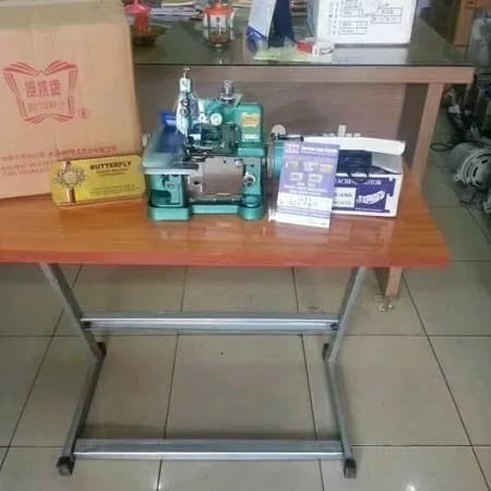 Mesin Jahit Obras Butterfly Fullset
