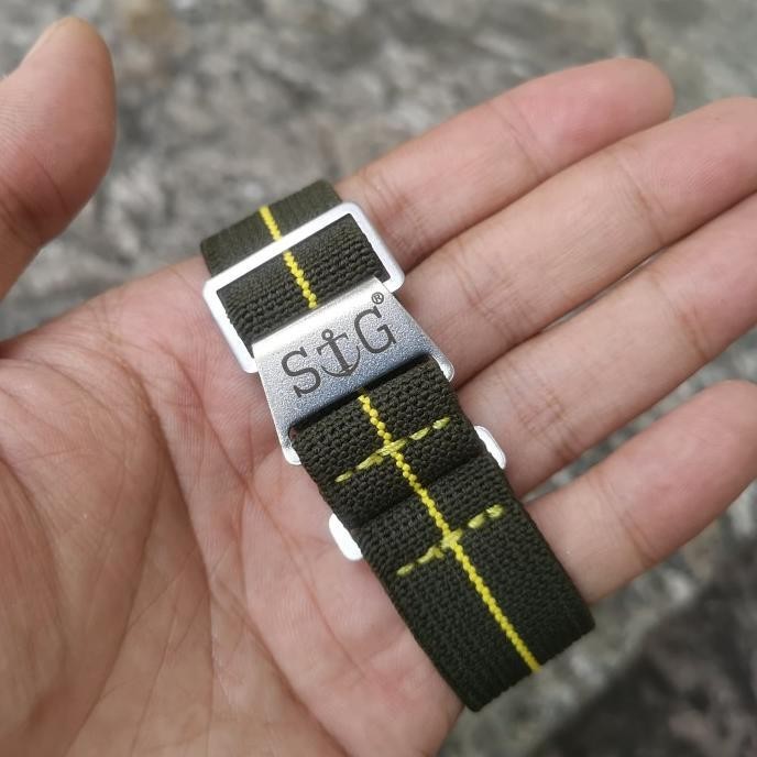 StrapGuy MN Style 22mm Green & Yellow (Steel)