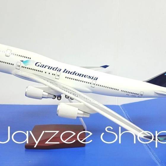 Pesawat Niatur Diecast Garuda Indonesia Airbus A380 (Besar)