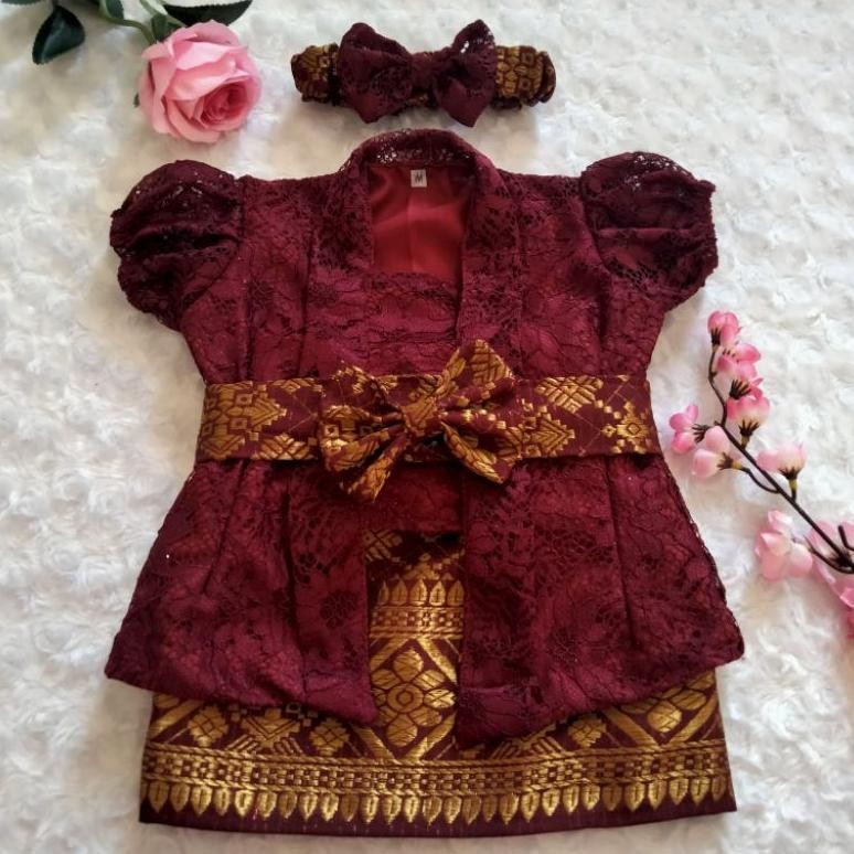 Viral Kebaya Bayi / Kebaya Anak Perempuan / Kebaya Bali / Setelan Baju Adat Bali Maroon Fsd-34
