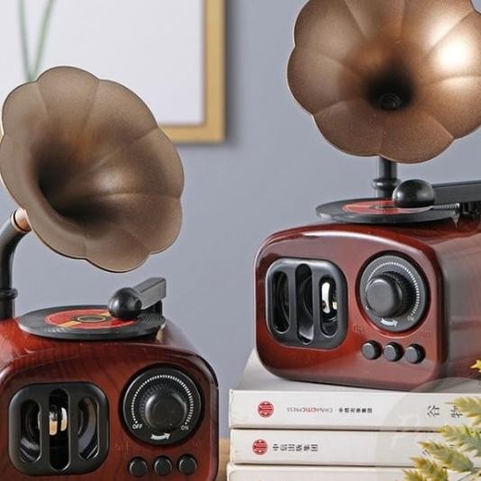 Kotak Musik Phonograph Gramophone Radio Retro Kado Unik Vintage