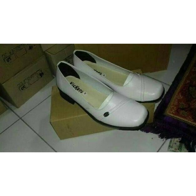SEPATU PUTIH CANTIK FANTOPEL PANTOFEL FANTOFEL WANITA KULIT SINTETIS BS01