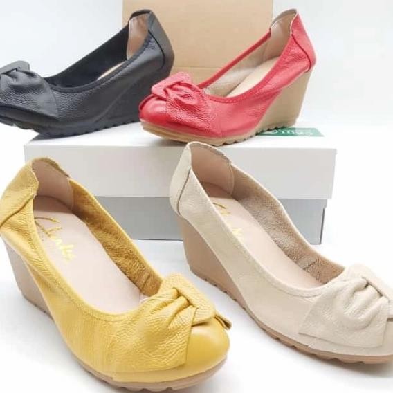 Sepatu Clarks Wedges 7Cm A08 / Sepatu Wanita Clarks Rg A08