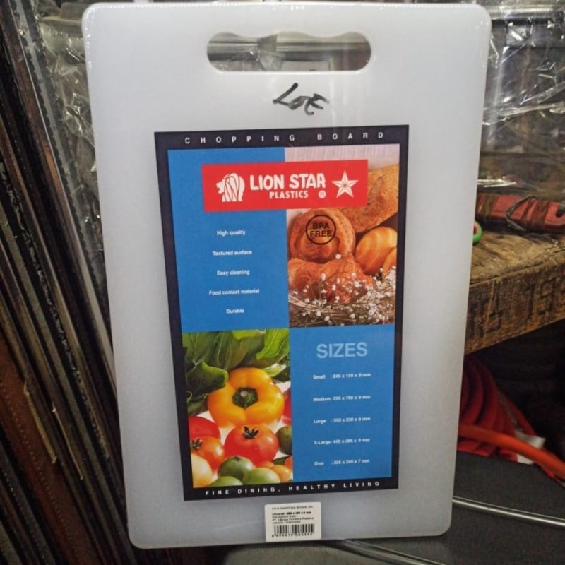 Talenan plastik lion star Medium / Talenan lion star Tebal