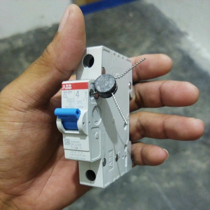 Mcb Modif 4A 900 Watt Gratis Segel Modifikasi Anti Jeglek Diskon