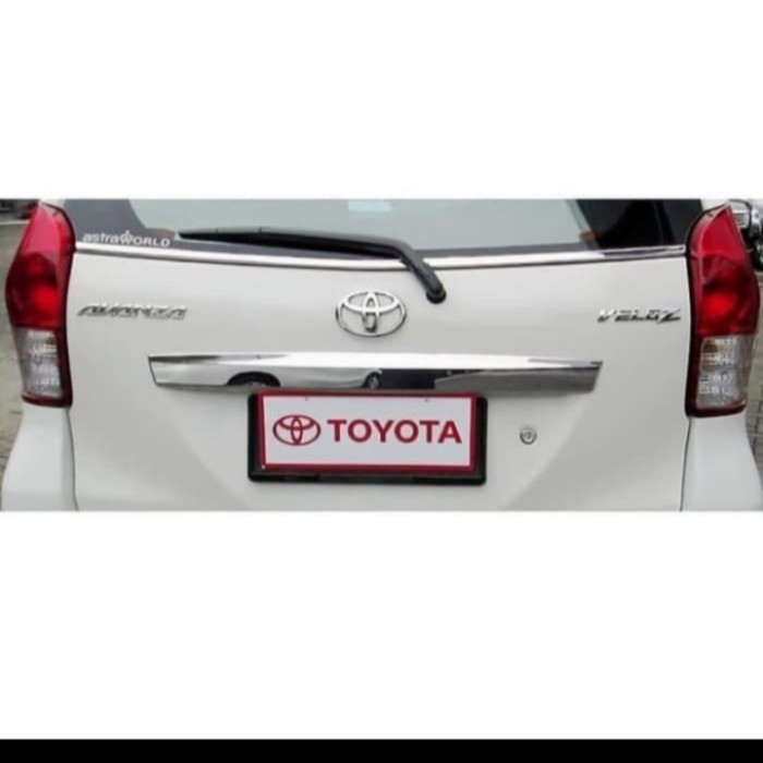 trunk lid all /xenia