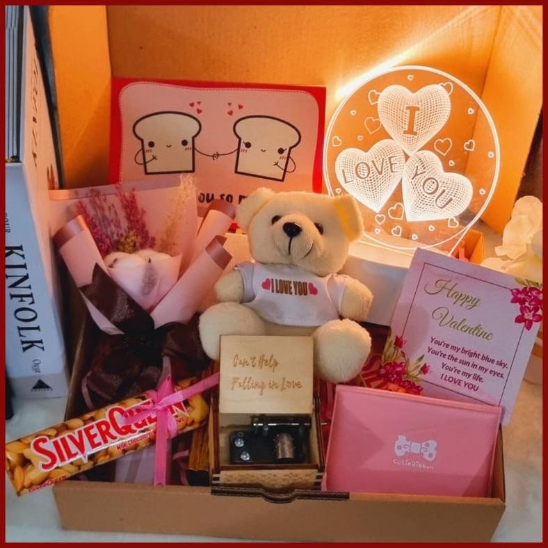 

GV23 Hampers Ulang Tahun / Hadiah Pacar / Kado Cewek Premium