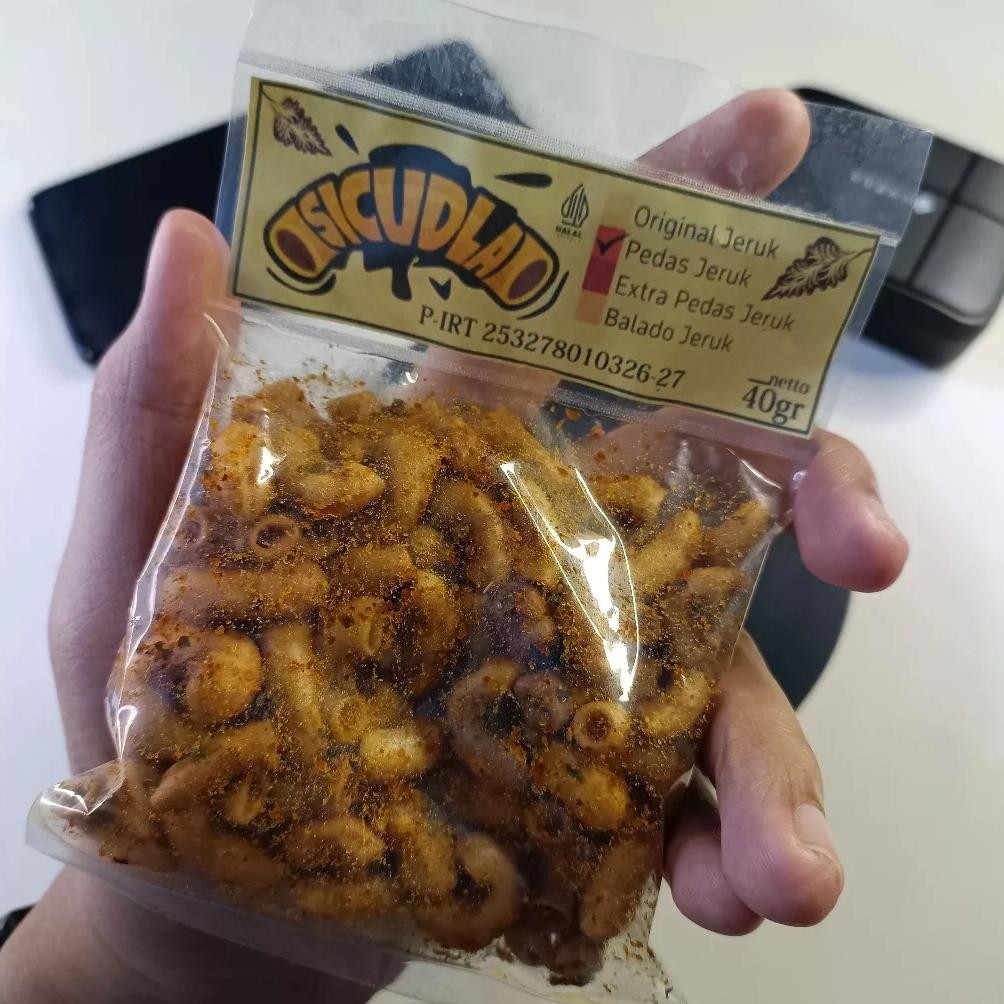 

Un04 PROMOPAKET USAHA 100 PCS MAKARONI BANTET SICUDLA 40 GRAM Terlaris