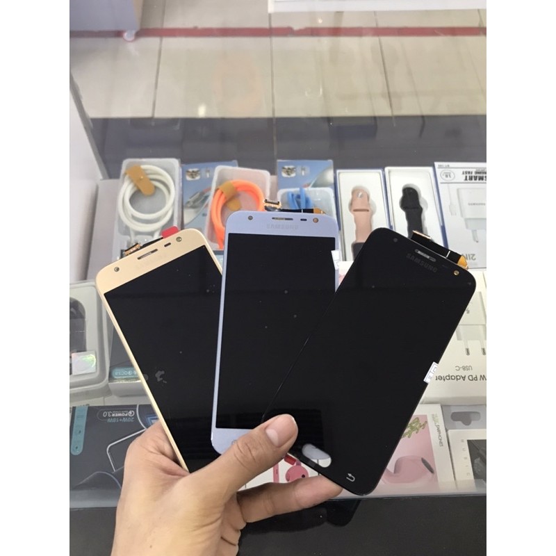 LCD TOUCHSCREEN SAMSUNG J3 PRO / J3 2017 / J330 ORIGINAL FULLSET