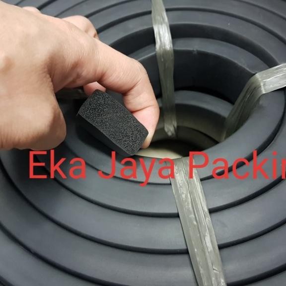 Spon Karet Kotak 3Cm X 3Cm ( Sponge Rubber )