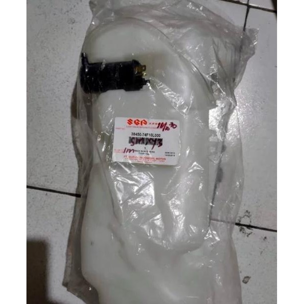 Wiper & Wiper Cover Mobil Tabung Wiper Suzuki Karimun Kotak ASLI SGP