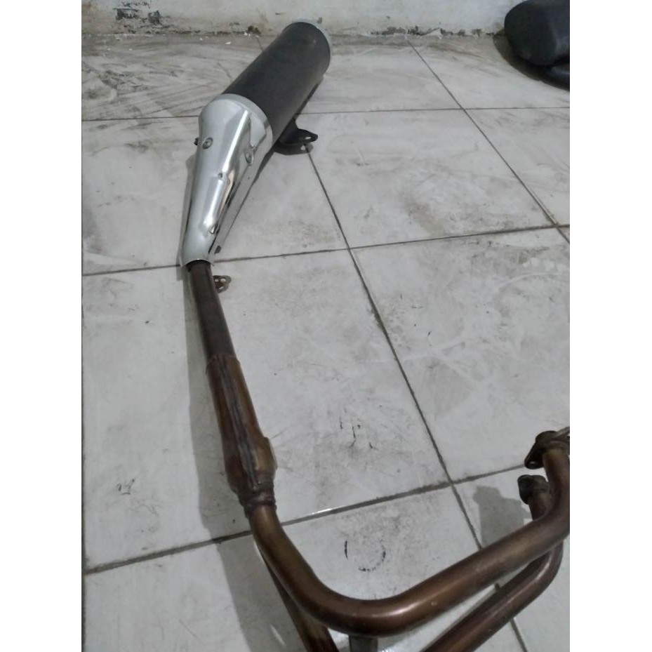 (Bekas) Header Leher Knalpot Kawasaki Ninja 250 Karbu - Spare Sepeda Motor Sale