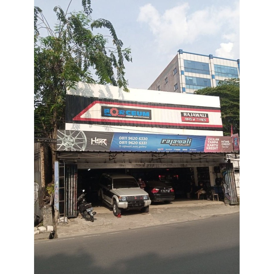 PAKETAN VELG+BAN HSR LONDON RING 18 - INOVA RUSH VOXY CREETA STARGAZER