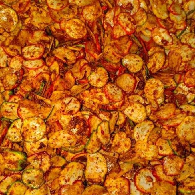 

seblak kering pedas daun jeruk 1kg snacks Keripik Food