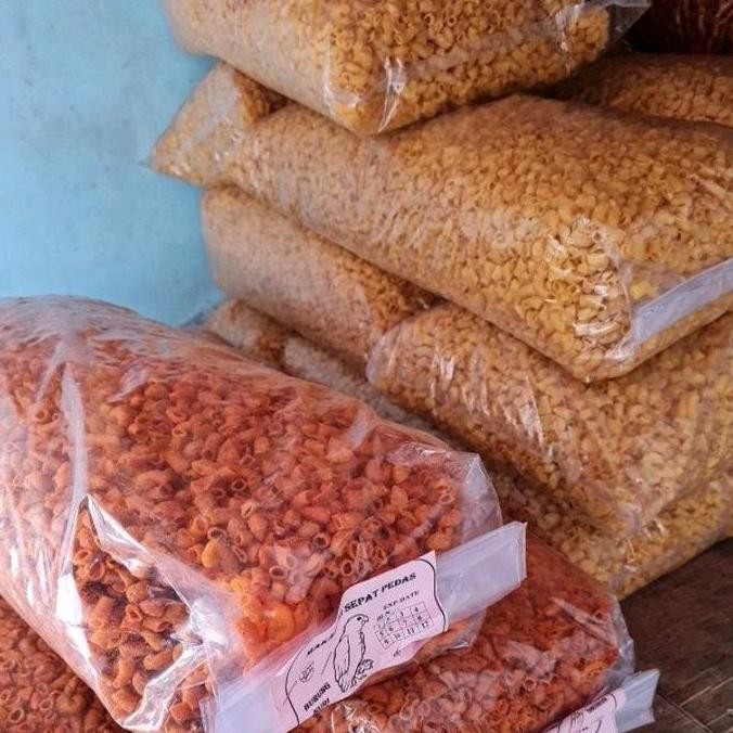 

1kg makaroni pedas daun jeruk macaroni Food