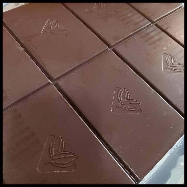 

Terlaris Coklat Blok Tulip 1 Kg. Dark Compound Chocoalate Good Quality