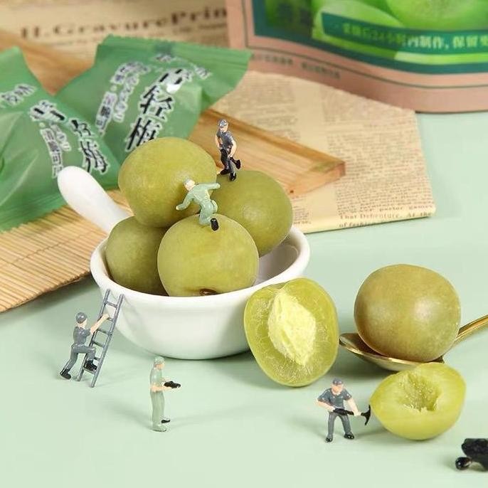 

(Halal)/ Chao You Wei Green Pulm/Bayberry Manisan Buah 116G/10