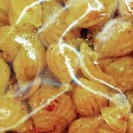 

ID | MAKARONI KERANG ASIN GURIH PEDAS DAUN JERUK