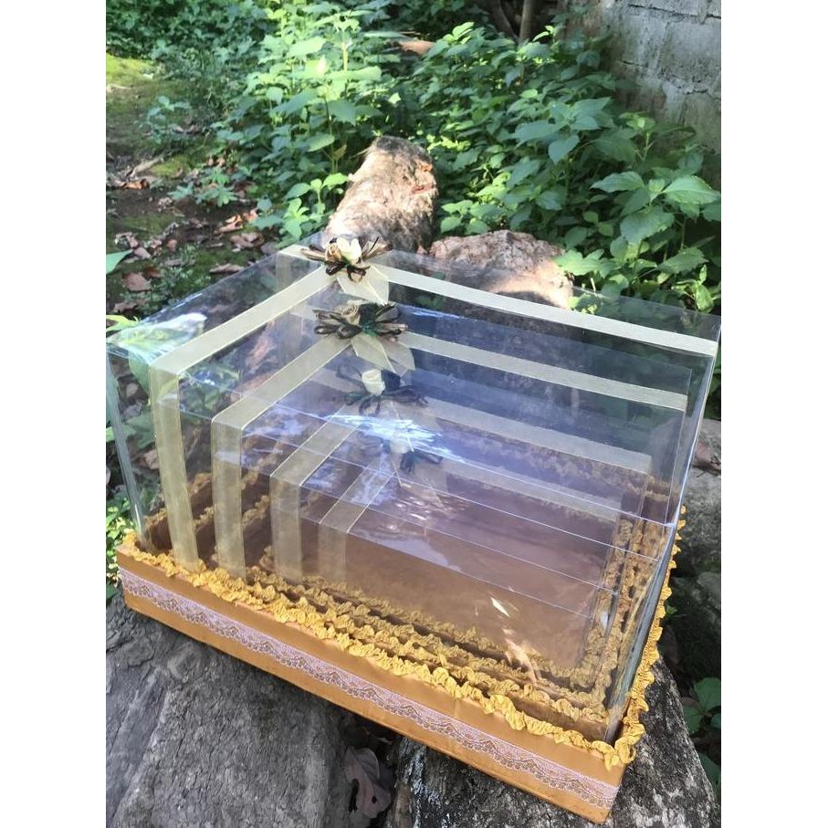 

Kotak Hantaran / Kotak Seserahan / Box Hantaran 1Set Isi 4 Box Kain Pita Lamaran Co