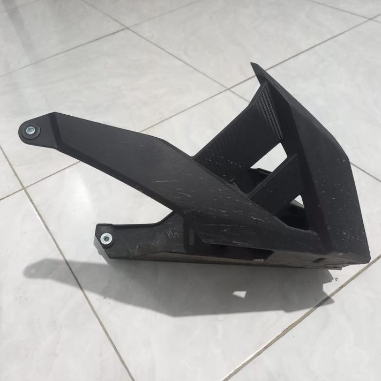 Under Cowl Kolong Mesin Cover Mesin Bah 2nd Ori CB150R V4