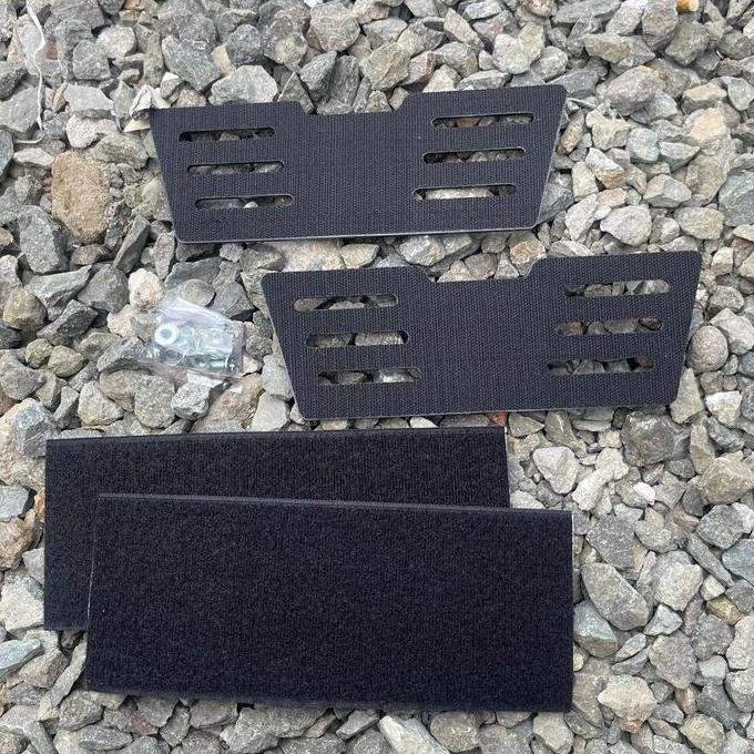 FRAMELESS PLAT NOMOR UNIVERSAL Set 2pcs Sepasang Depan Belakang + Baut / FRAME LESS TEMPEL Frameles 