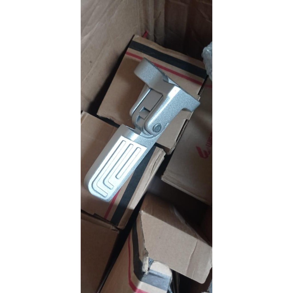 Footstep Motor scooter Listrik NIU [terbaik]