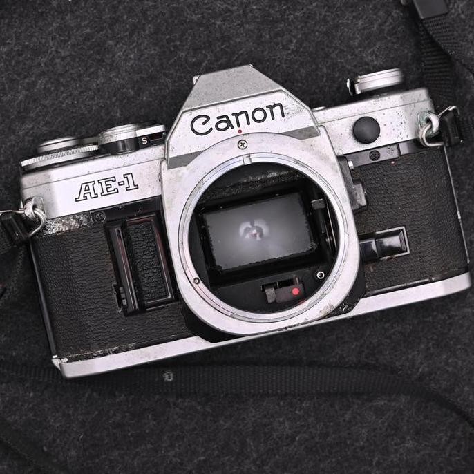 TERBARU Kamera analog Canon AE-1 AE1 not A1 A-1 AT1 Pentax Nikon Fujica AS IS