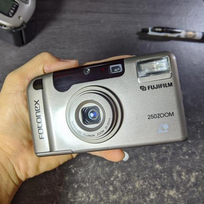 TERLARIS Fujifilm Fotonex 250 Zoom 25-55mm Kamera Analog Compact X Konica Canon