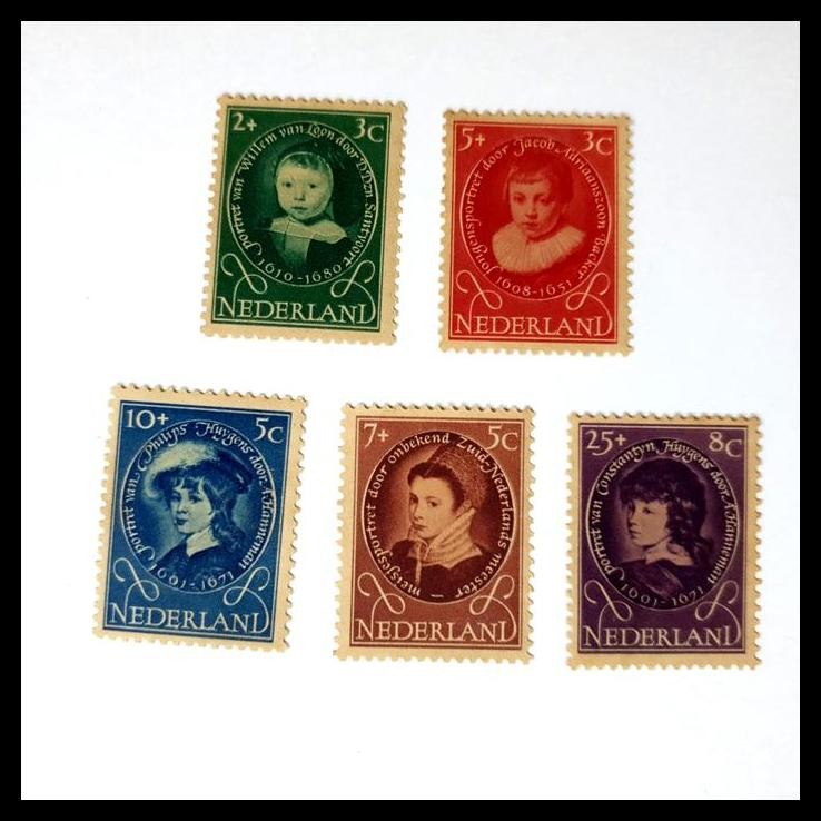 

DISKON PRANGKO NEDERLAND/BELANDA 1955 KINDERZEGELS/ANAK-ANAK. SET (5V) 17.00 !!