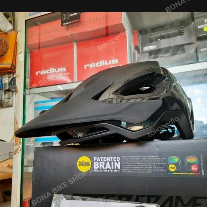 Helm Fox Speedframe Pro Mips Black - Helmet