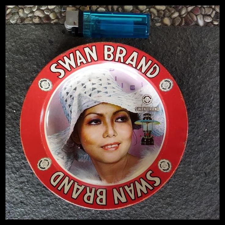 

HOT DEAL PAJANGAN VINTAGE KALENDER 1977 1978 PISIN SENG SWAN BRAND !!!!!