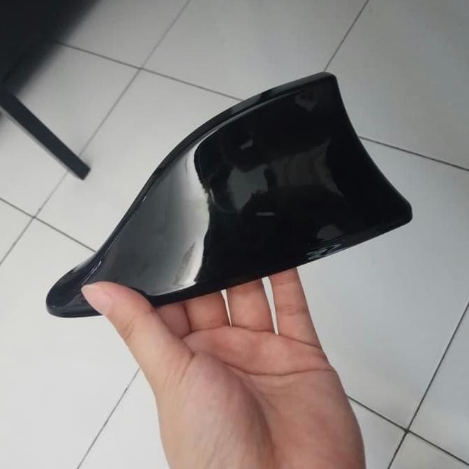 Shark Fin Antenna / Antena Sirip Hiu mobil all new LIVINA