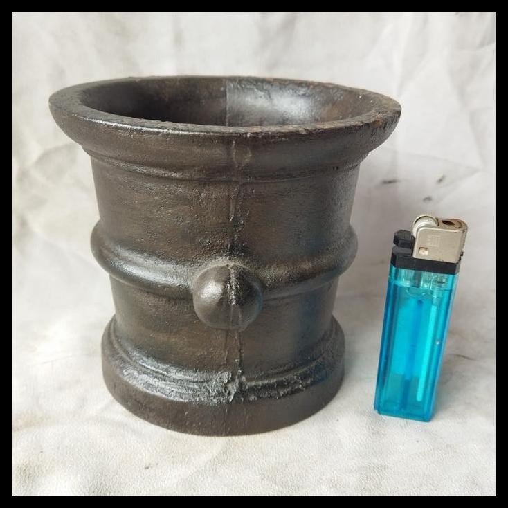 DISKON PAJANGAN VINTAGE LUMPANG KECIL BESI KUNO TANPA ALU 