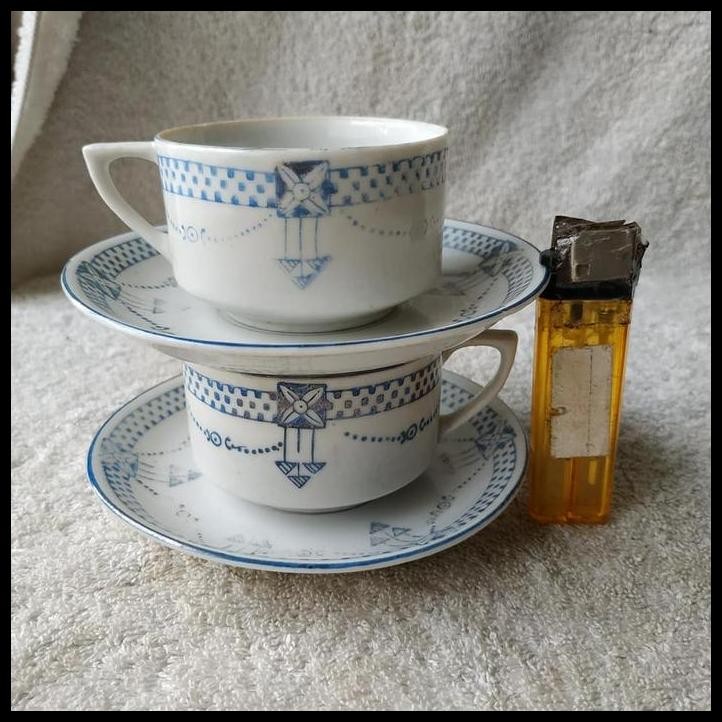 DISKON SEPASANG CANGKIR PISIN KERAMIK ART NOUVEAU