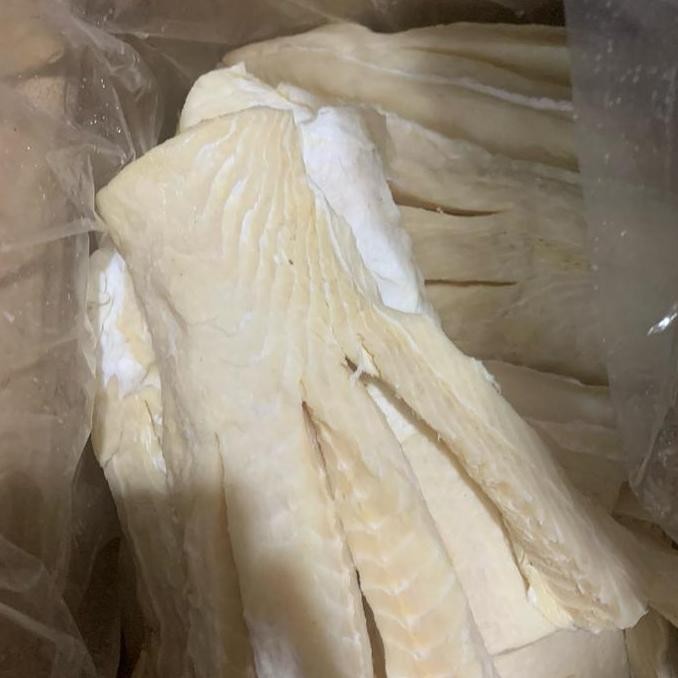 

Ikan asin cucut balok utuh tebel putih;1kg