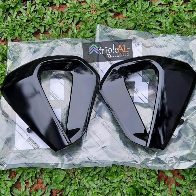 Cover Tutup Foglamp Innova Reborn Facelift Venturer 2021