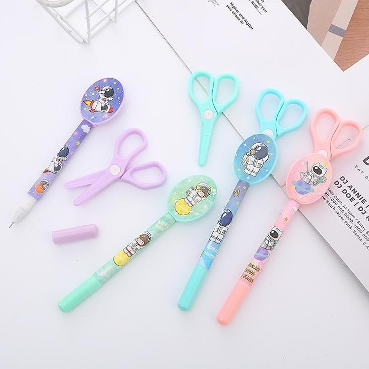 

[1 Lusin/ 12 Pcs] Pulpen Bolpen Pena Gel Pen Motif Astronot + Gantung Gunting 0296 DiM