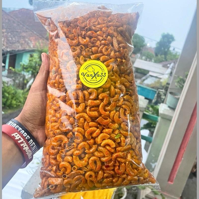 

LM 500 GRAM Makaroni Cikruh Kriuk Pedas Daun Jeruk 1/2 Kg Makroni Khas Tasikmalaya Gurih Tidak Keras