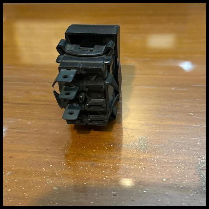 HOT DEAL FIAT 4375381 FAN SWITCH FIAT 128,131,127 