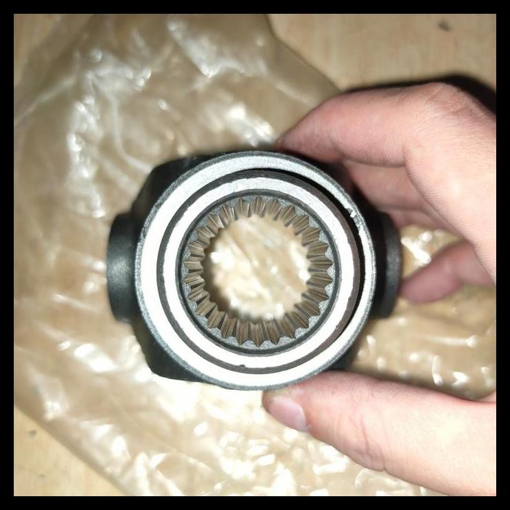 DISKON YOKE SLEEVE PROPELLER BELAKANG RANGER TDI SA5325120 