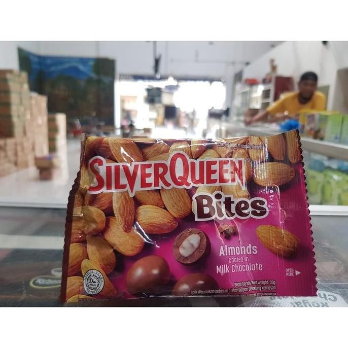 

Silverqueen Bites 35Gr Snack Makanan Ringan Jajanan Cemilan Camilan Pedas Asin Gurih Manis Murah