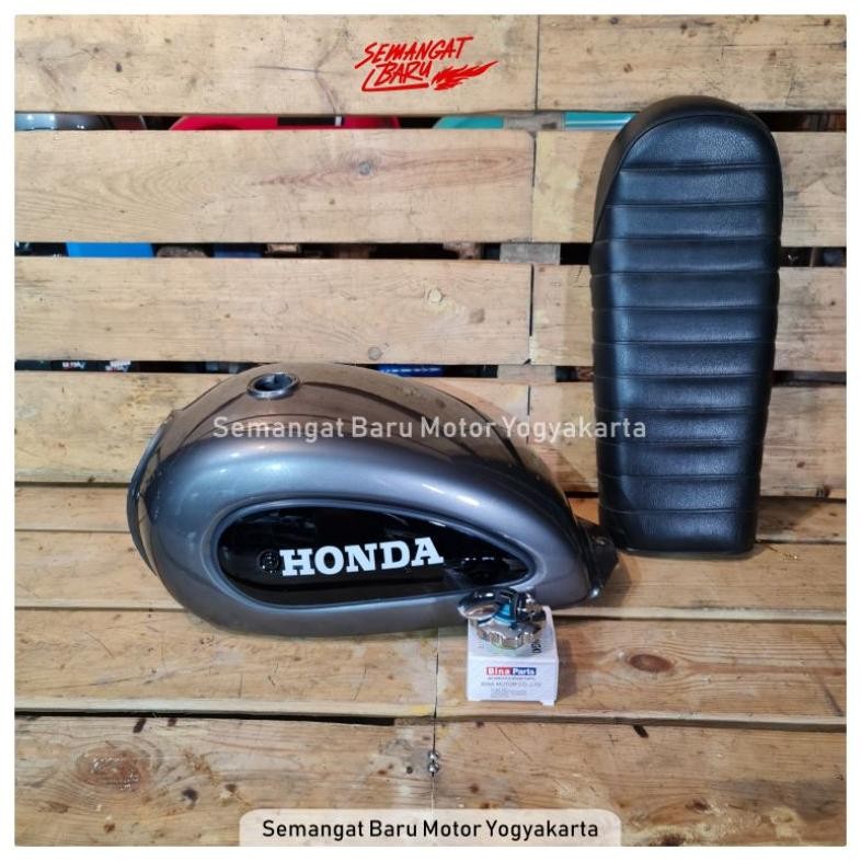 TANGKI PLUS JOK JAPSTYLE VERZA INJEKSI TUTUP TANGKI NINJA CB VERZA MEGAPRO MONO TENK TANK TENKI TENG
