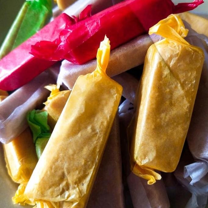 

Permen Tape Suwar Suwir Cemilan Tempo Dulu Makanan Manis