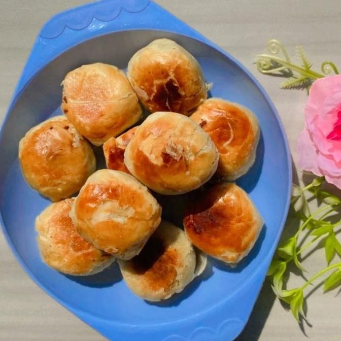 

Bakpia Kering / Bakpia Kacang Hijau Food Frozen Cemilan - Makanan Segar Berkualitas Tinggi - Snack Murah