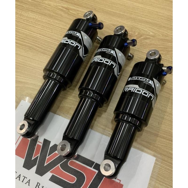 Rear Shock Suntour Raidon LO 200 mm