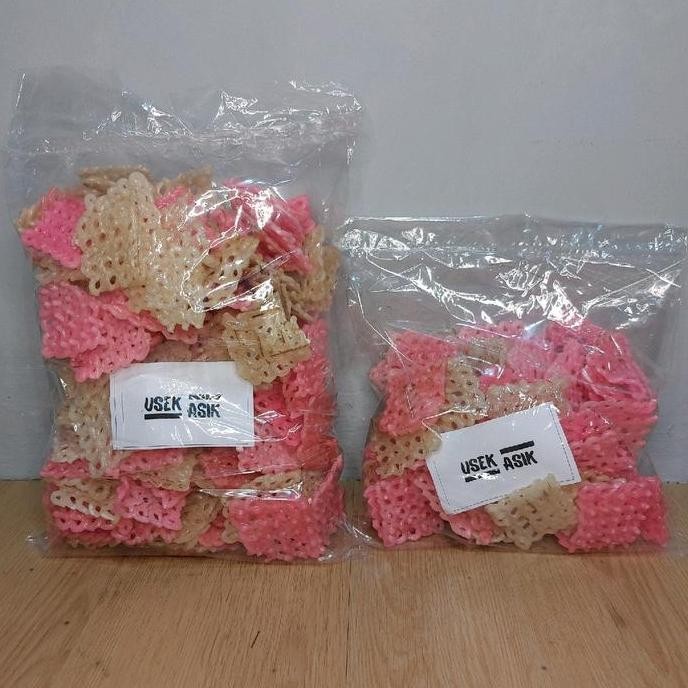 

Kerupuk Usek Mentah Original Makanan Snack - Food Kering Cemilan Krupuk Goreng Kerupuk Mentah Camilan Kerupuk Usek 1 Kg 500 Gram