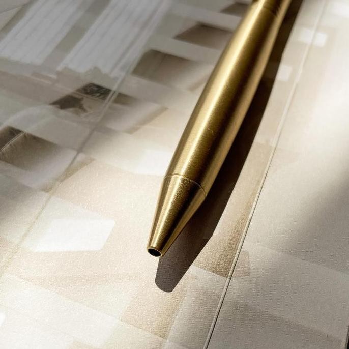

Pulpen Aesthetic / Pena Aesthetic / Pulpen / Bolpoin / Gold Brass (Round) Pen New Stok