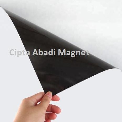 

Magnet Rubber White Board 100X60Cm Tebal 0.7Mm New Stok